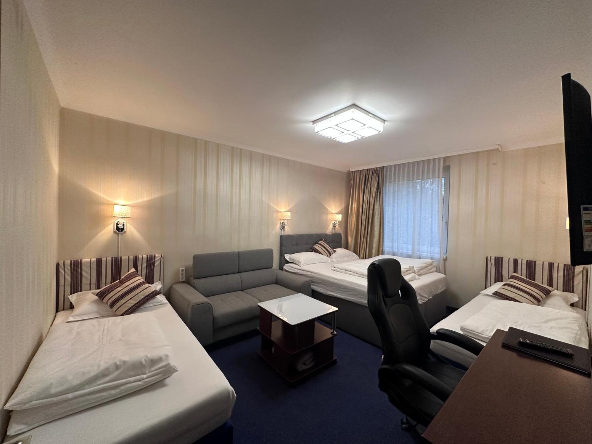 Austria Hotel 3*